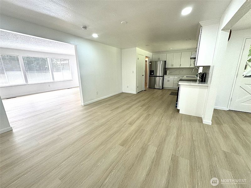 2nd image of 12602 Military Road E