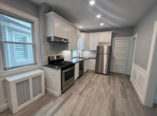 186 Beach 120th St #1, Rockaway Park, NY 11694