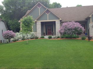 7457 Hidden Valley Ct S, Cottage Grove, MN 55016