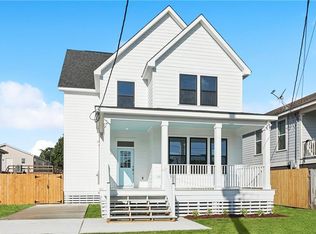 6046 Wildair Dr, New Orleans, LA 70122