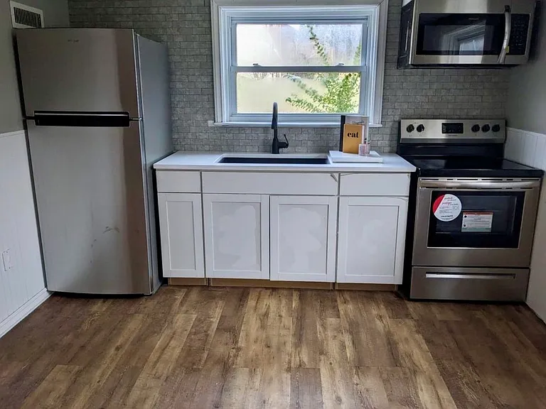 1204 Wards Ferry Rd — Photo 14