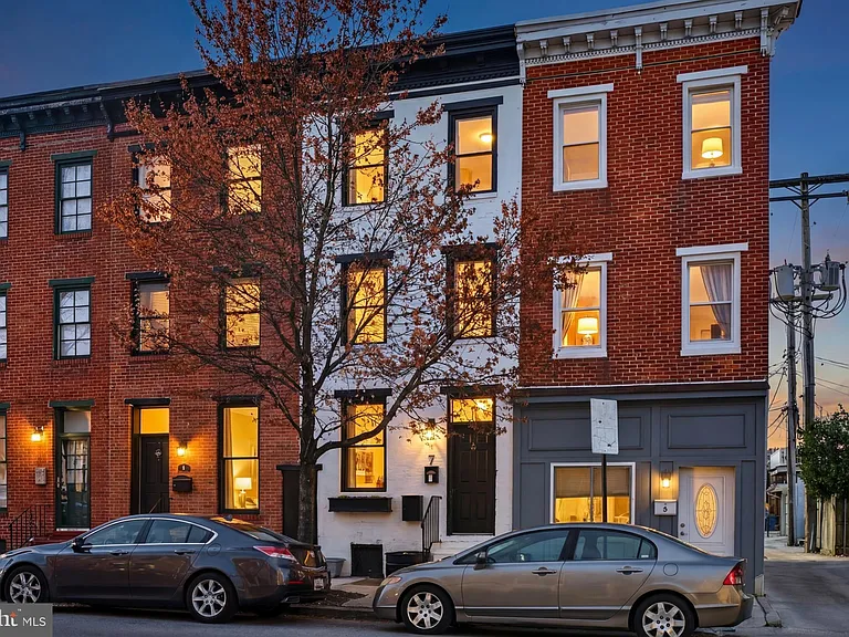 7 E Fort Ave — Photo 1