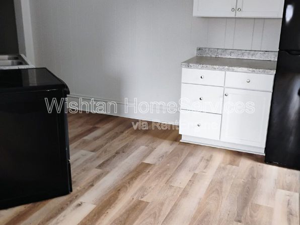 301 E Main St #21