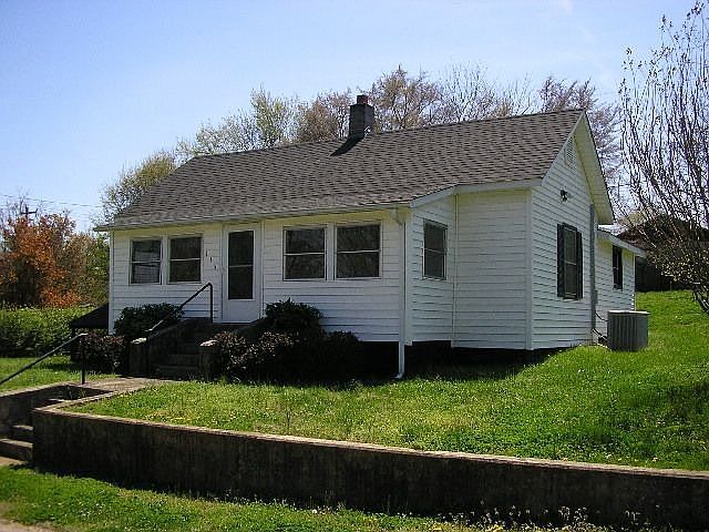 1st image of 115 Garver St
