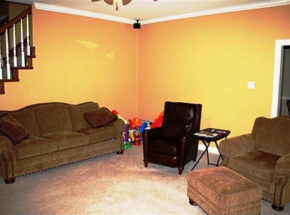 4th image of 128 Landreaux Dr