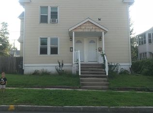 48 Kendall St, Chicopee, MA 01020