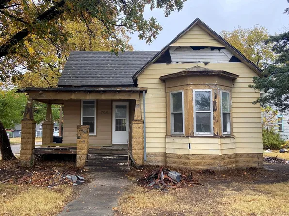 700 E Broadway St, Newton, KS 67114