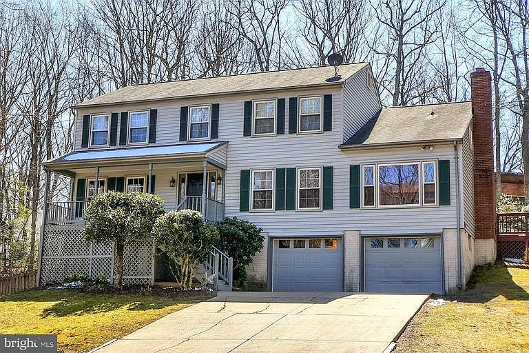 1st image of 1113 Columbus Dr