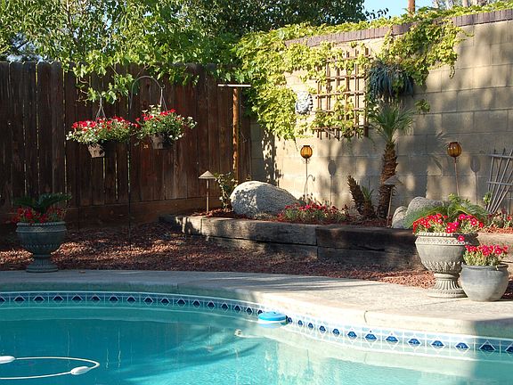 5th image of 2903 Plum Ln