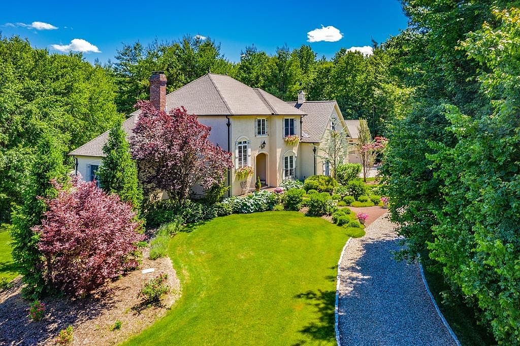 56 Brittany Ln, Somers, CT 06071 Zillow