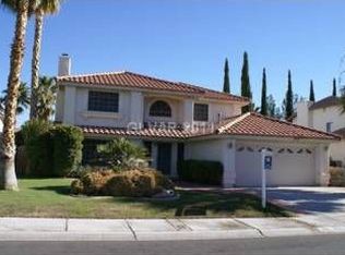 2912 Whispering Wind Dr, Las Vegas, NV 89117