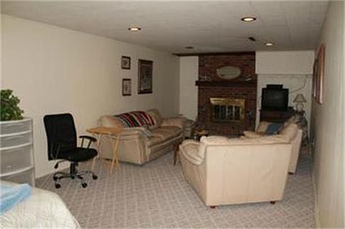 5th image of 4609 Hampshire Ct