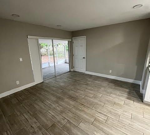 3rd image of 818 Friendly St
