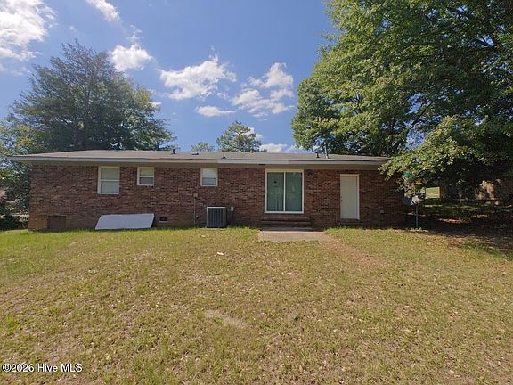 2nd image of 3412 Kensington Drive S