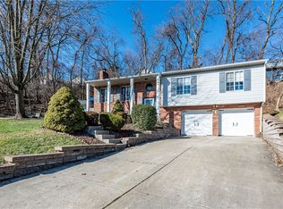 130 Red Oak Ln, Homestead, PA 15120
