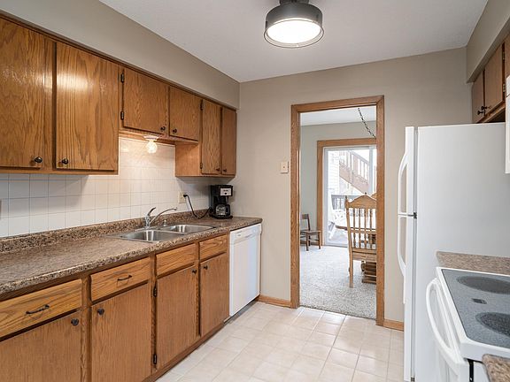 4th image of 618 Northland Ave