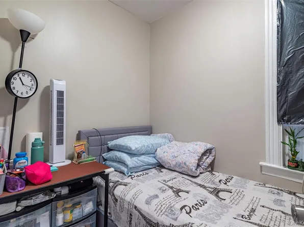 2916 Heath Avenue image 13 of 35