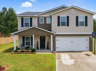 753 Riverside Dr, Calhoun, GA 30701