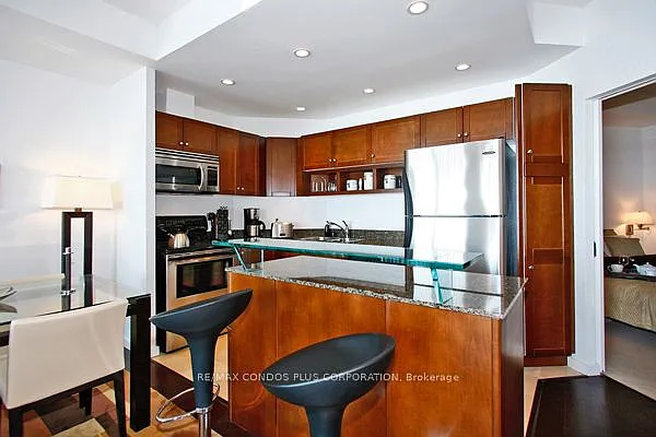 218 Queens Quay W #2611 — Photo 22