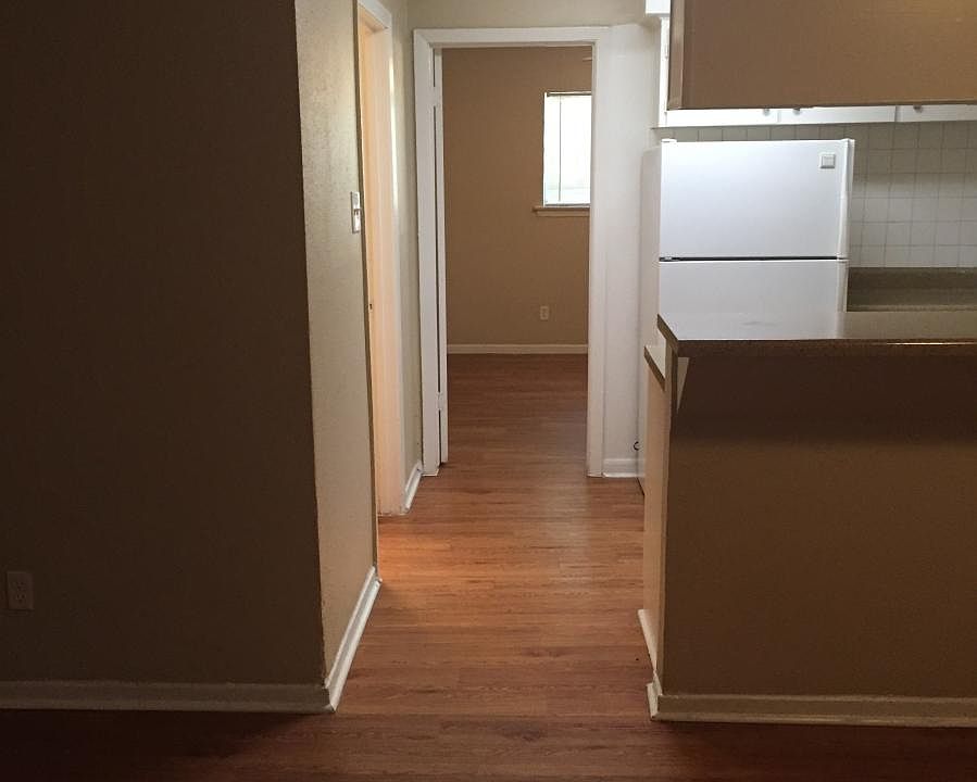 1st image of 1838 Johanna Dr