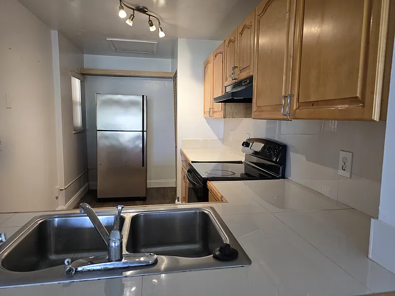 871 NE 207th Ln #15202 — Photo 19