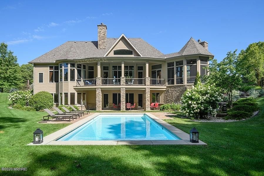 1st image of 1780 Stockbridge Dr