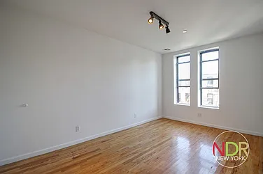 Rented by Next Door Realty NYC