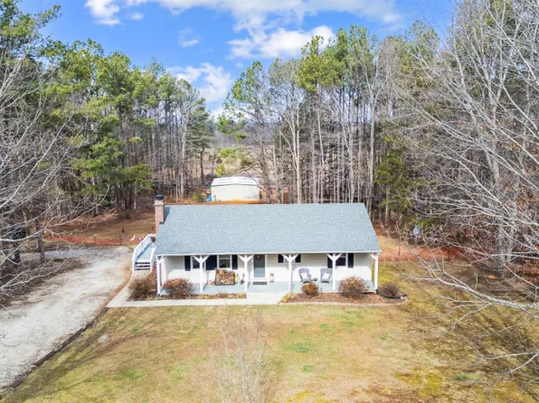 3105 Horseshoe Rd, Appomattox, VA 24522