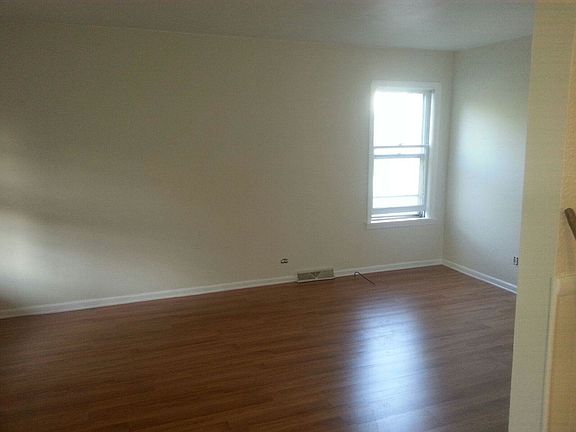 3rd image of 1745 Mackenna Ave APT 1