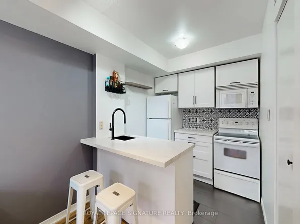 21 Pirandello St, Toronto, ON