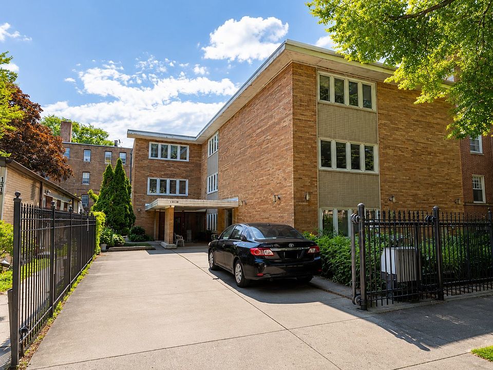 1st image of 127 Callan Ave APT 1