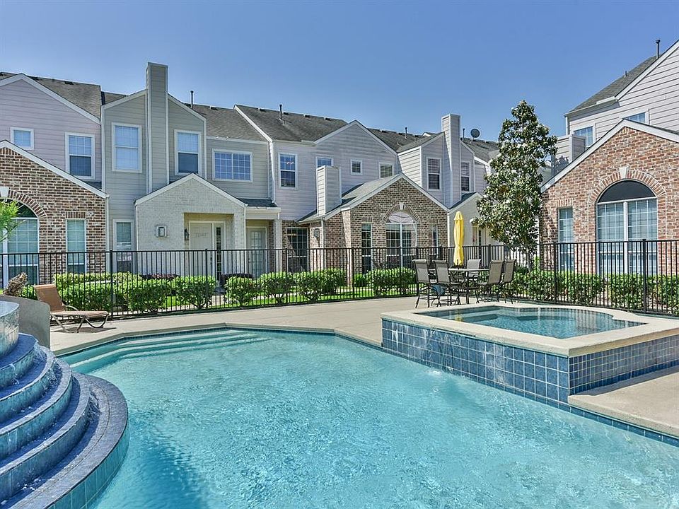 1st image of 12571 Piping Rock Dr