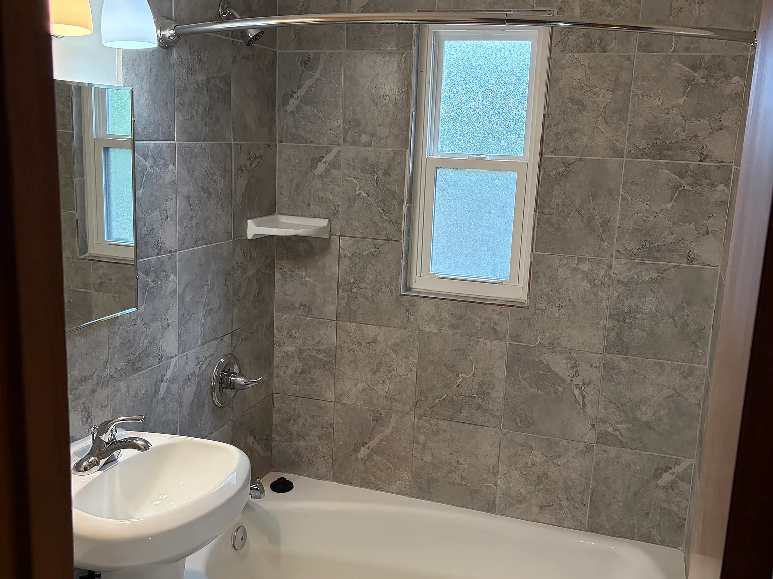 1 bed, 600 sqft, $1,025 — Photo 3