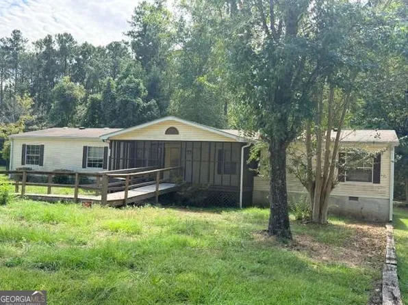 105 Felton Dr, Milledgeville, GA 31061