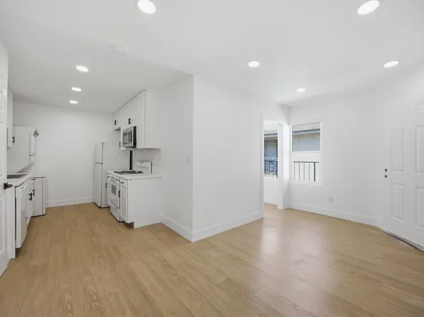 1040 W 165th Pl #3, Gardena, CA 90247