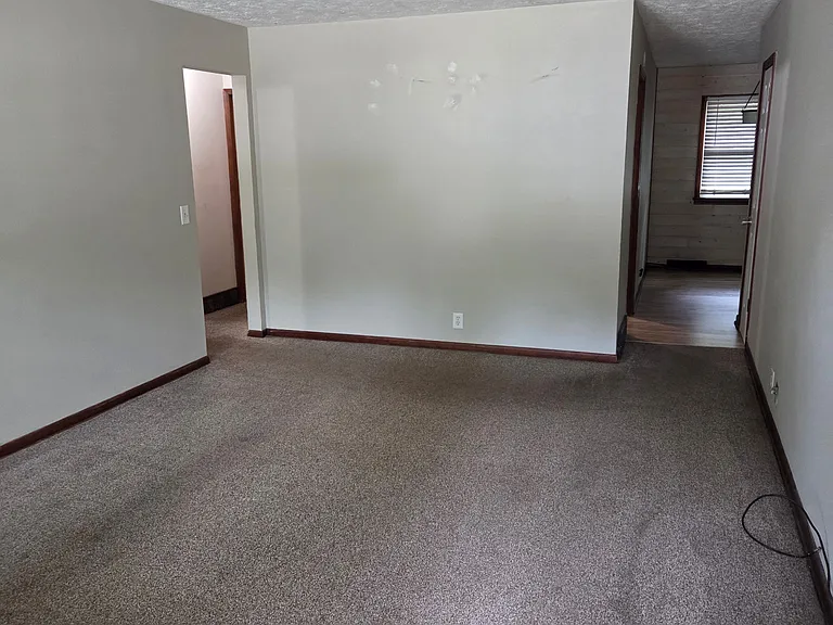 7235 N 39th Ave — Photo 6