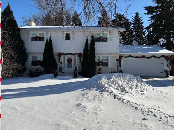 2602 Rivershore Dr S, Moorhead, MN 56560