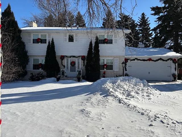 2602 Rivershore Dr S photo 1