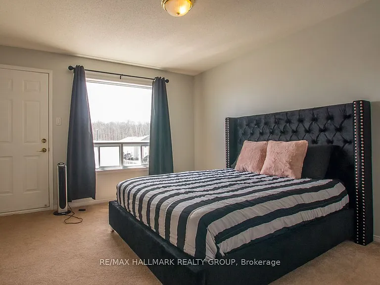 330 Cresthaven Dr #33 — Photo 7
