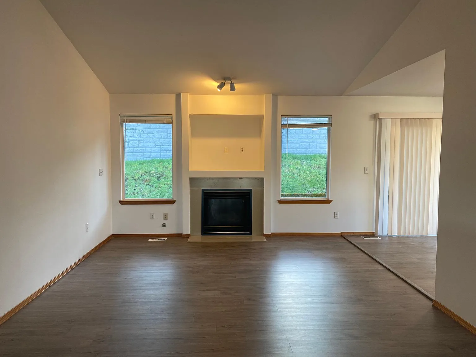 20414 2nd Avenue SE — Photo 3