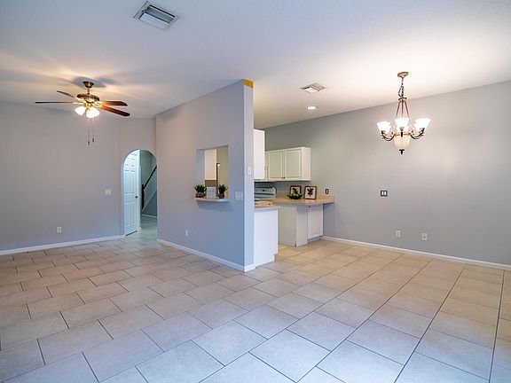 5th image of 7952 Evelyn Ct