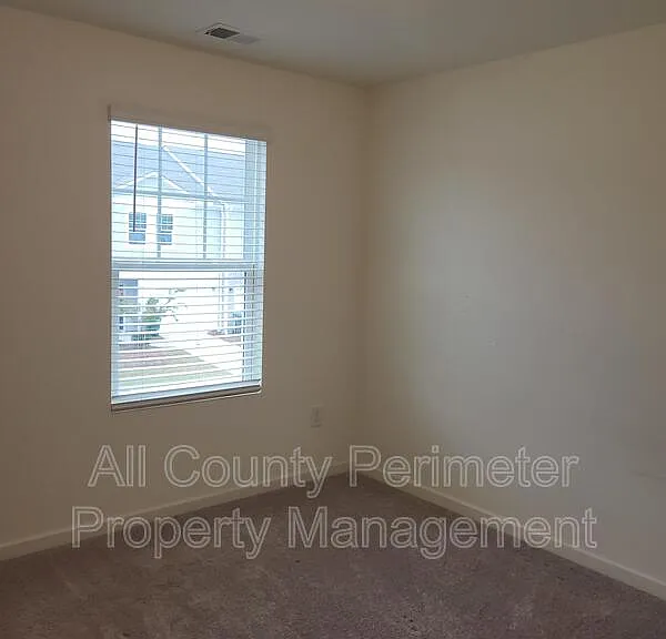314 Penn Station Way — Photo 11