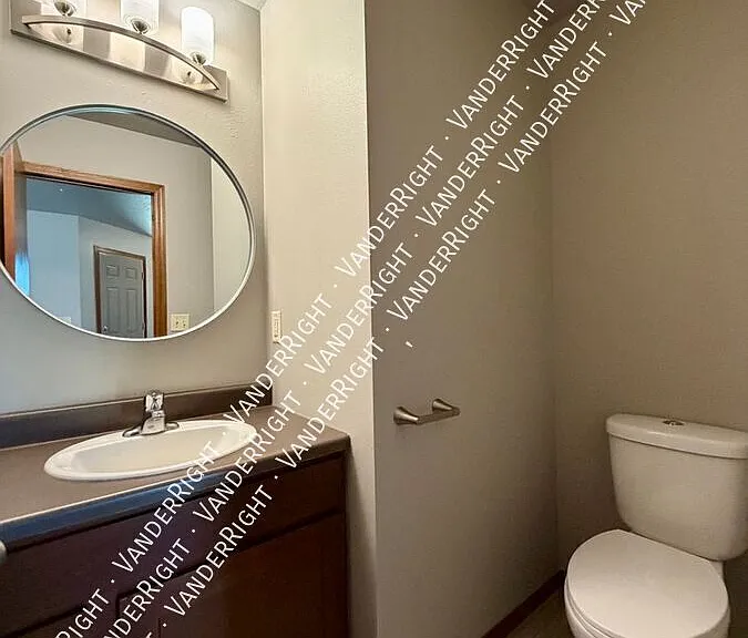 4808 W Cayman St — Photo 3