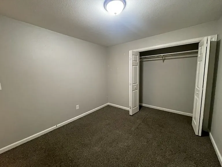 208 W Baseline Rd — Photo 14