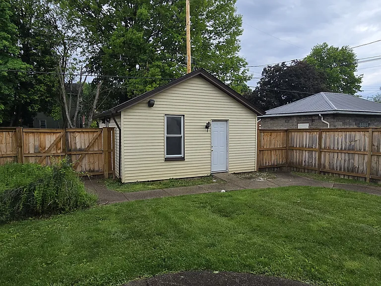 470 Teece Ave #2-3 — Photo 37