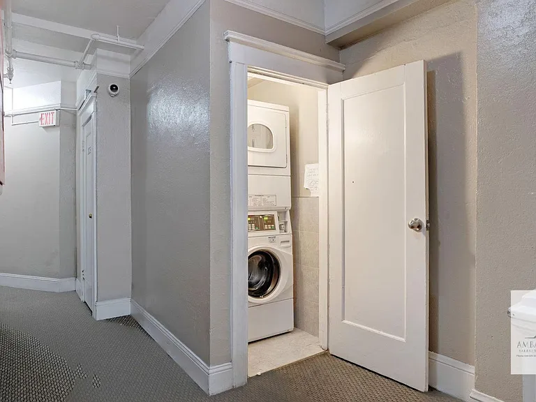621 Taylor St — Photo 46