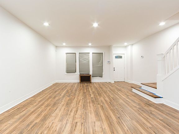 4th image of 20511 118th Ave