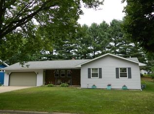 1620 Becher Dr, Wausau, WI 54401