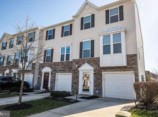 802 Emerson Ct, Clementon, NJ 08021