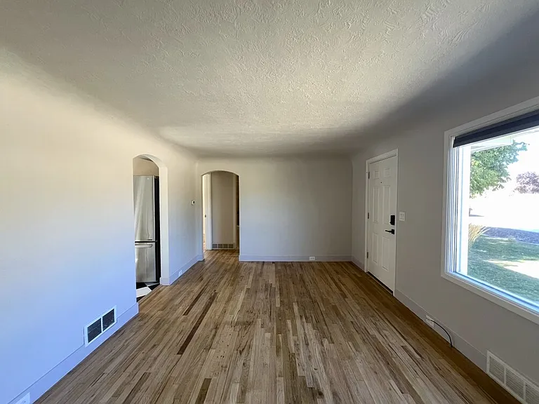 4815 W Alpine St — Photo 9